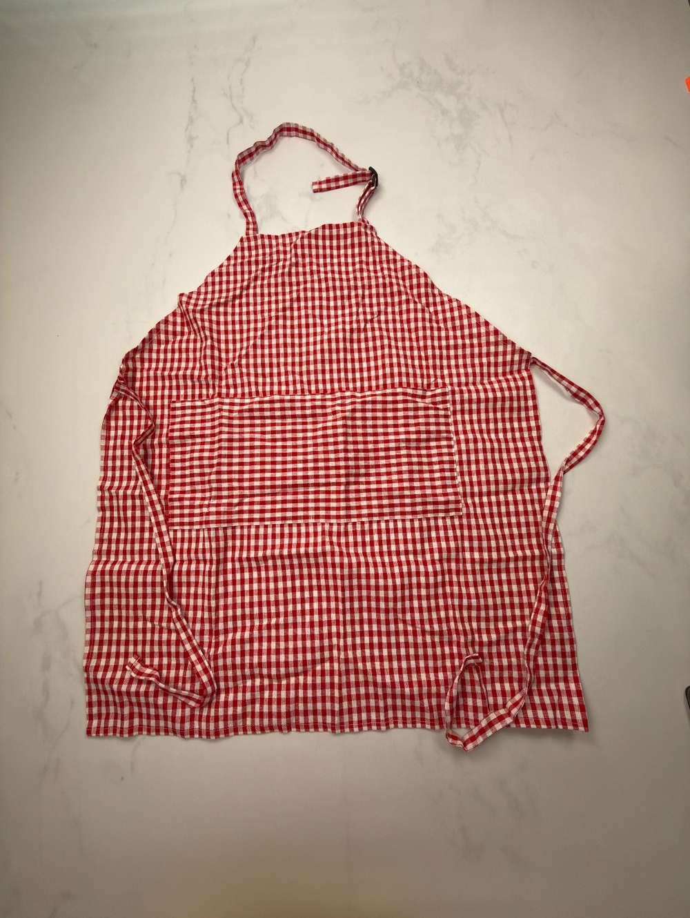 JenniceHouse Red White Checkered Apron Kitchen 2010s Style - Boys / Girls
